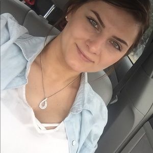 Meet your Posher, Elisabeth